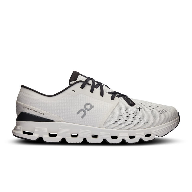 Cloud X 4 - Ivory  Black